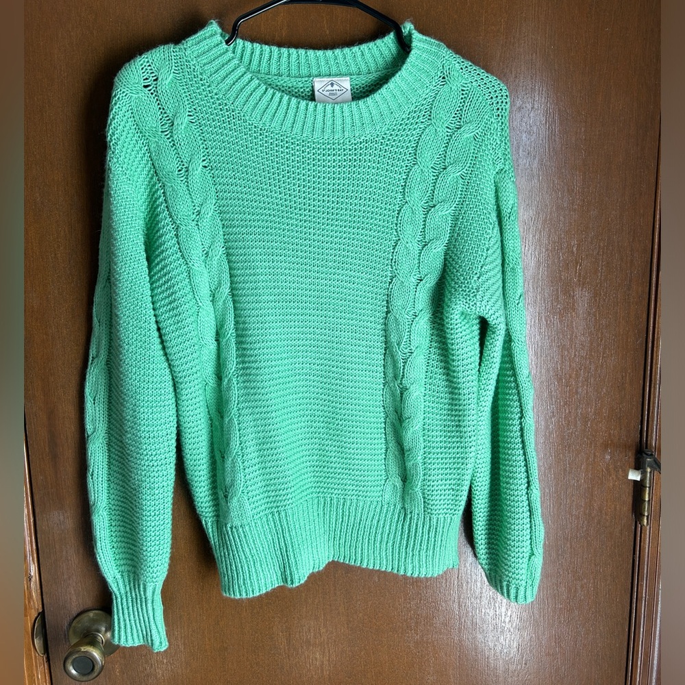 St Johns Bay Women’s green sweater
